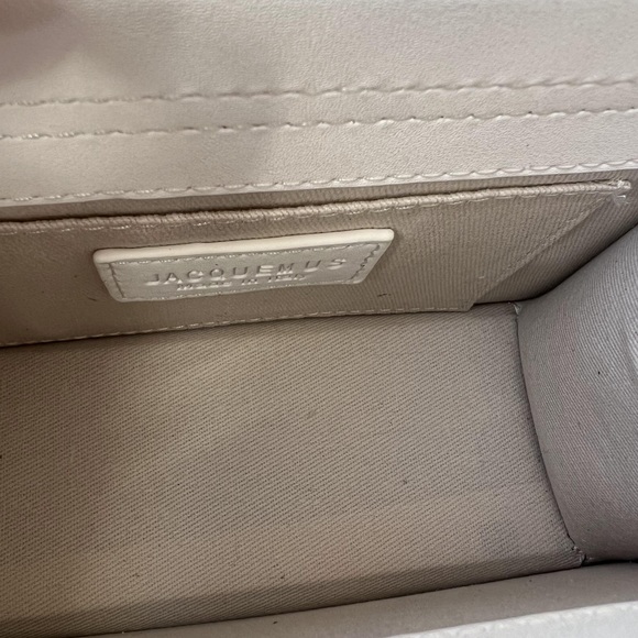 JACQUEMUS Le Grand Chiquito Top-Handle Bag - Picture 7 of 11